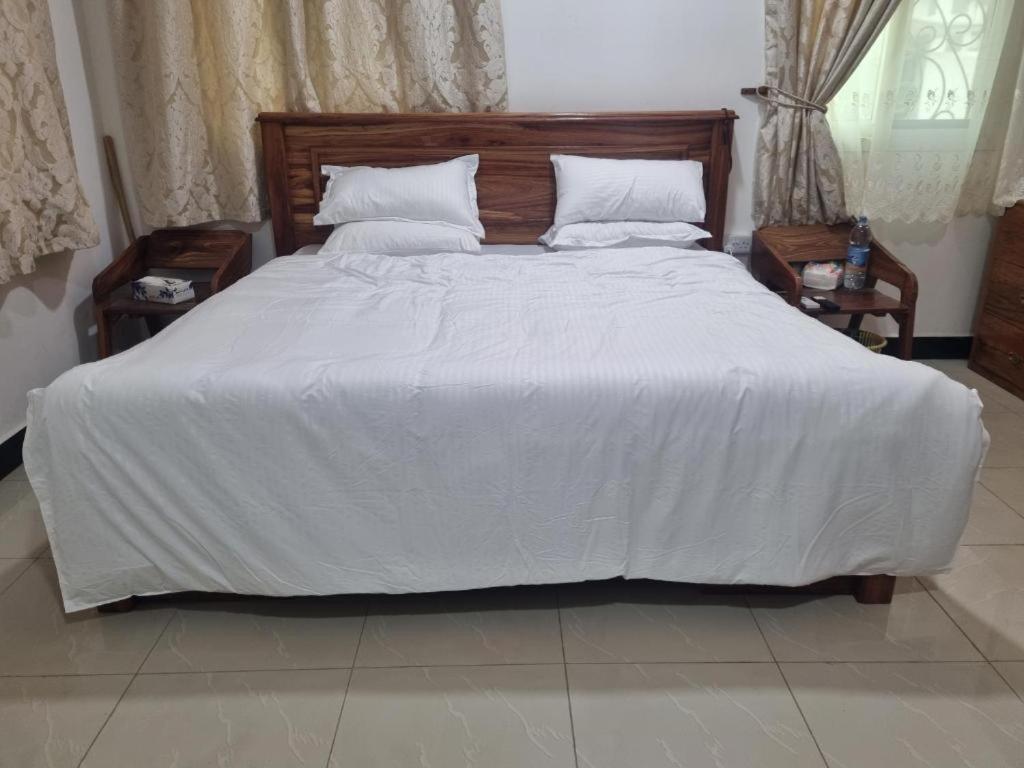 64 Zenj House Luxury Airport Bed & Breakfast Mbweni