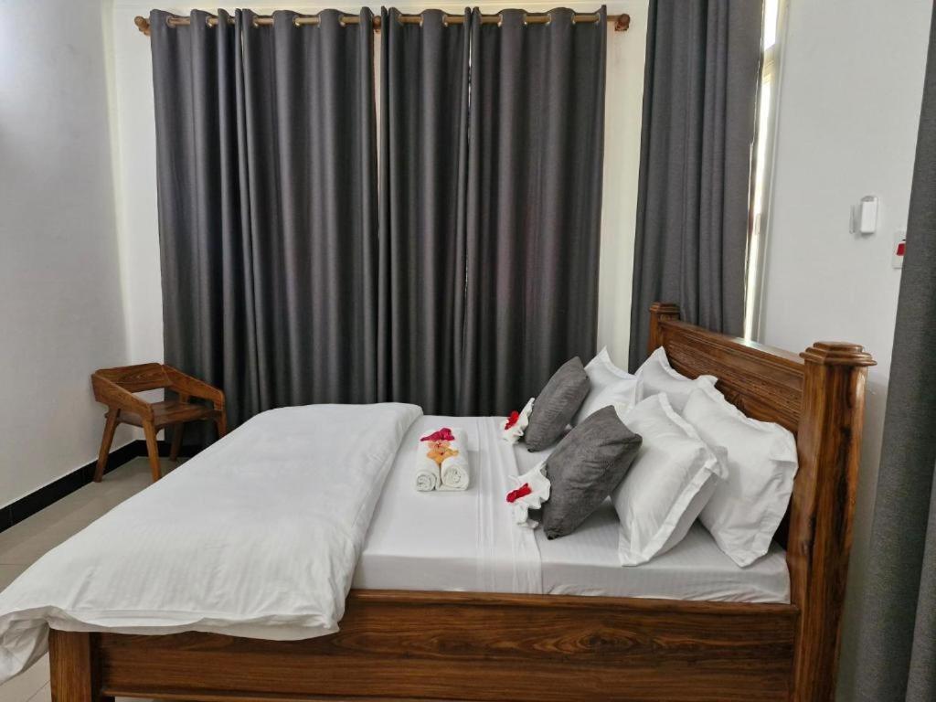 64 Zenj House Luxury Airport *