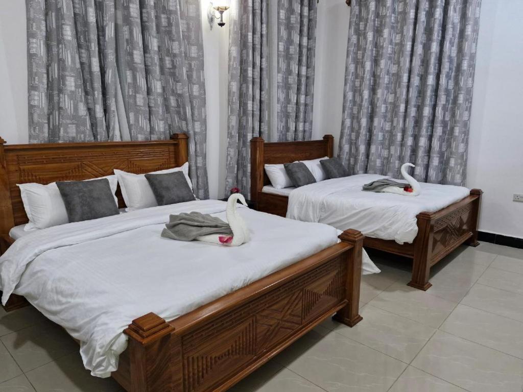 64 Zenj House Luxury Airport