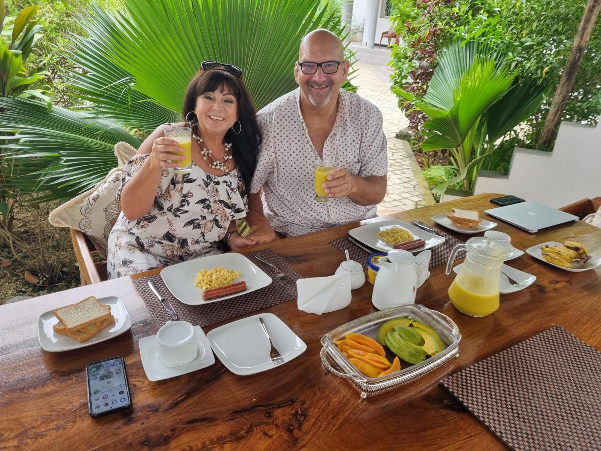 Bed & Breakfast 64 Zenj House Luxury Airport Mbweni